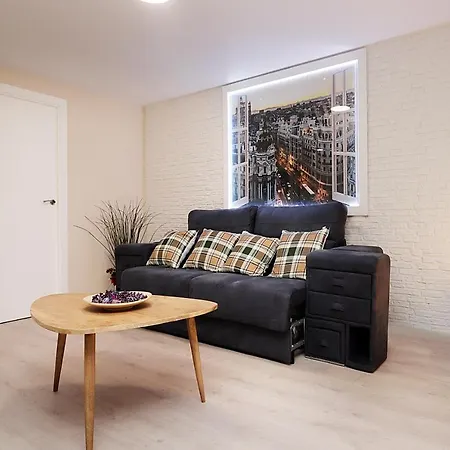 Fantástico Piso En La Latina, 6 Personas Apartamento