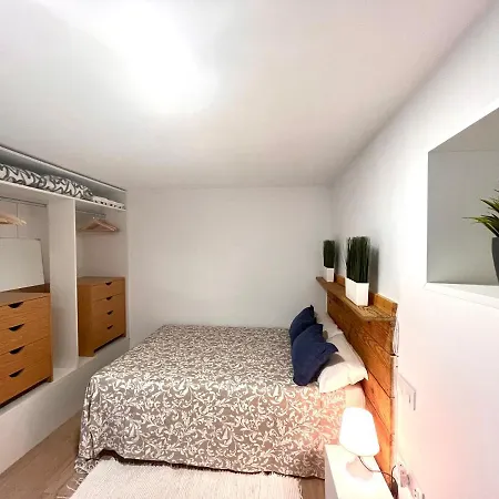 Apartment River Dreams *