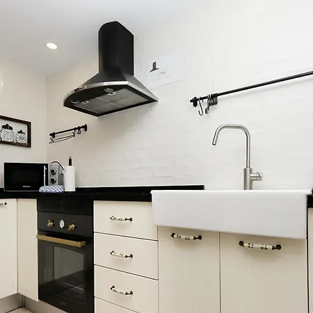 Apartamento Fantástico Piso En La Latina, 6 Personas Madri