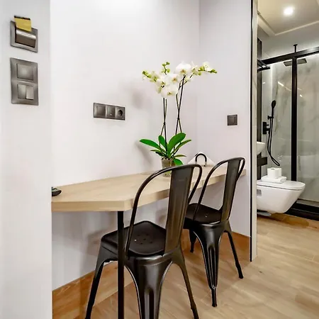 Appart hôtel Dobohomes - Montesa 20 *