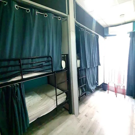 Gran Via Hostel