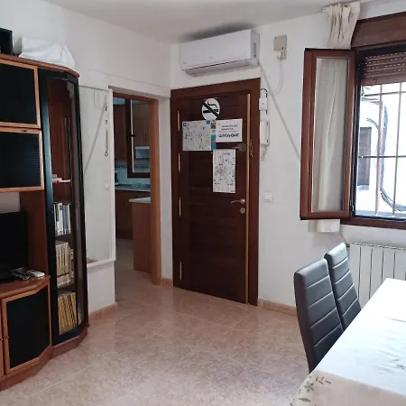 2 Y El Salon Tienen Aire, Centro Gran Via - Plaza De Espana Apartment *