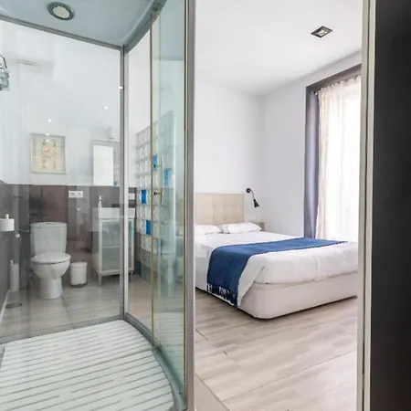 Spacious Flat Puerta Del Sol