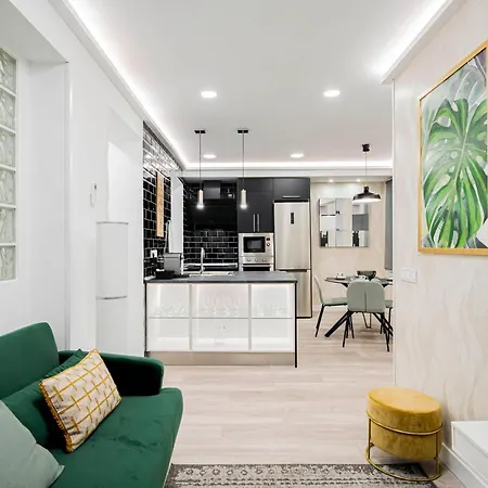 Noviciado Apartment *
