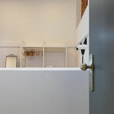 Homeabout Imperial Apartment