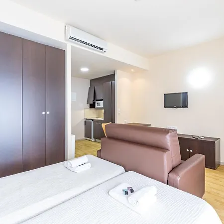 Residencia Universitaria Resa Erasmo Appartement