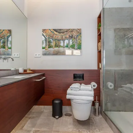 Apartment Perfect Place For 2 Next To The Stadium Of Real Doctor Fleming I Madrid