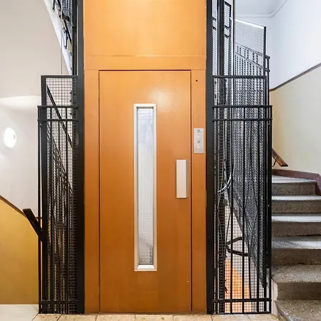 Quiet And Cosy Flat In N. Salamanca Apartment