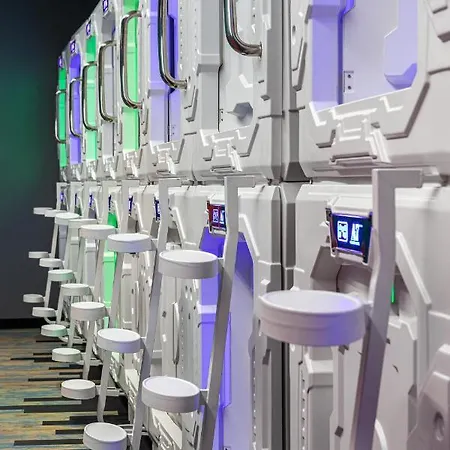 Art Seven Capsules