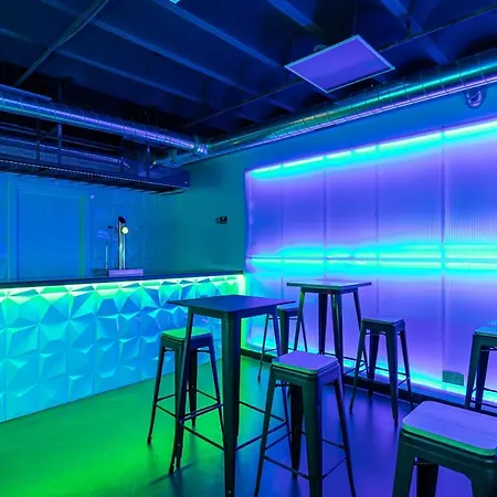 Art Seven Capsules 2* Madrid