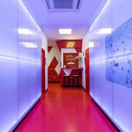 Art Seven Capsules Kapselhotel