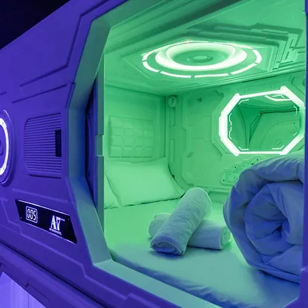 Art Seven Capsules