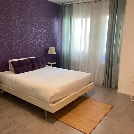 Pensión Six Plaza Mayor 4*