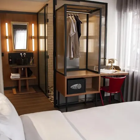 Letoh Letoh Gran Via Hotel 3*