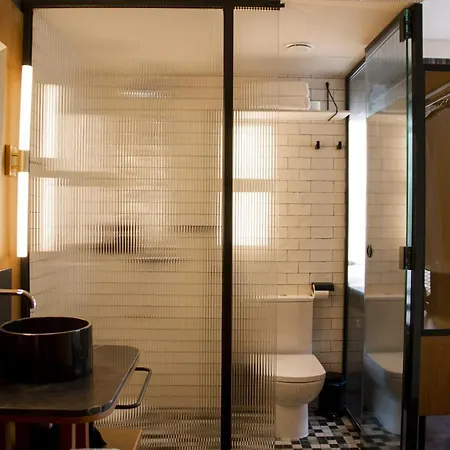 Letoh Letoh Gran Via Hotel