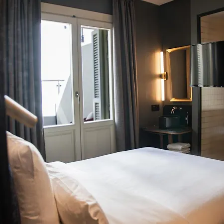 Отель Letoh Letoh Gran Via 3*