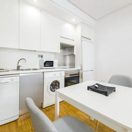 Conde Duque Deco Appartamento *