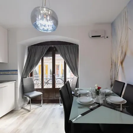 Day Chueca Centro Gran Via Sol Malasana Apartment *