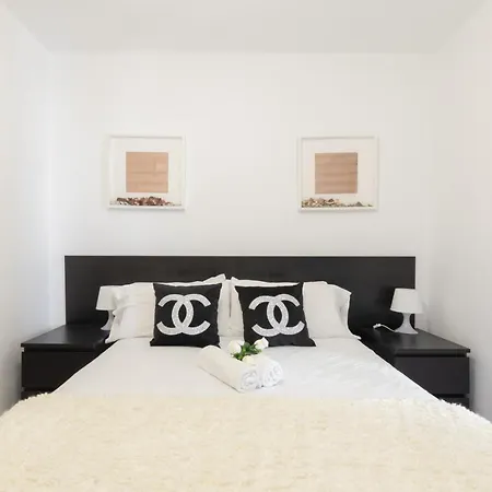 Day Chueca Centro Gran Via Sol Malasana Apartment Madrid