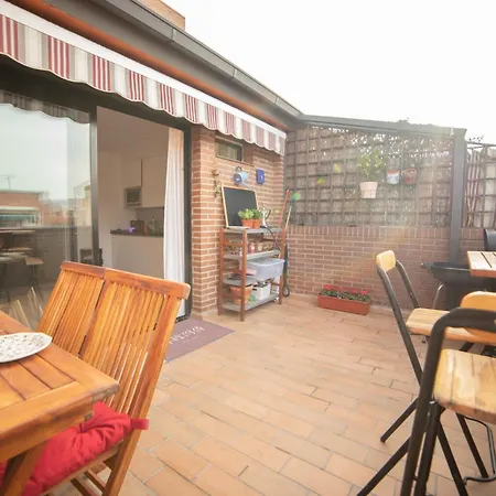 Precioso ático Con Gran Terraza Centro Usera Apartamento *