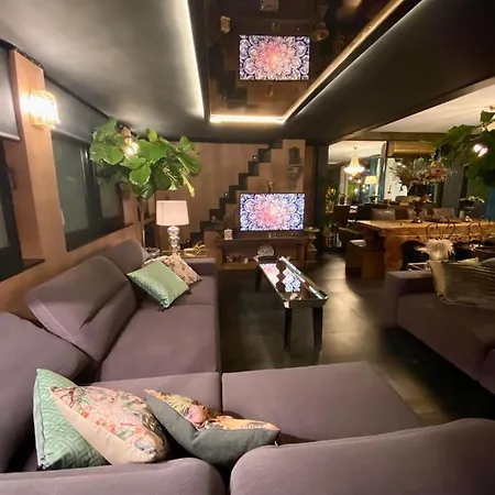 Excellent Penthouse In The Center Apartment *