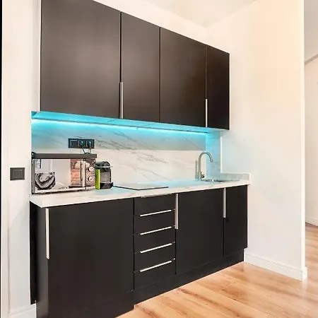 Alcala Prime, By Presidence Apartment
