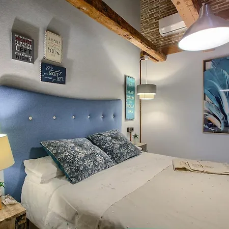 Apartment Ap Plaza De Espana 5 *