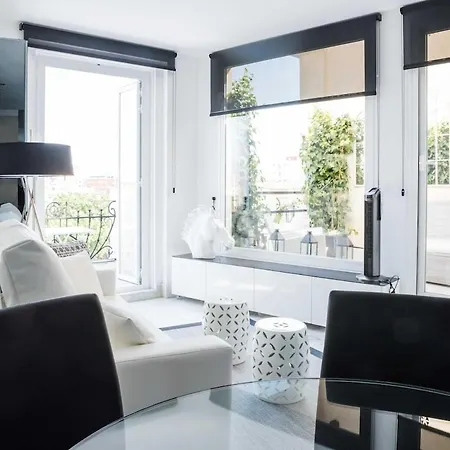 Apartment Amazinn Places Embajadores Iv *
