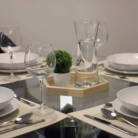 Apartment Amazinn Places Embajadores Ii *