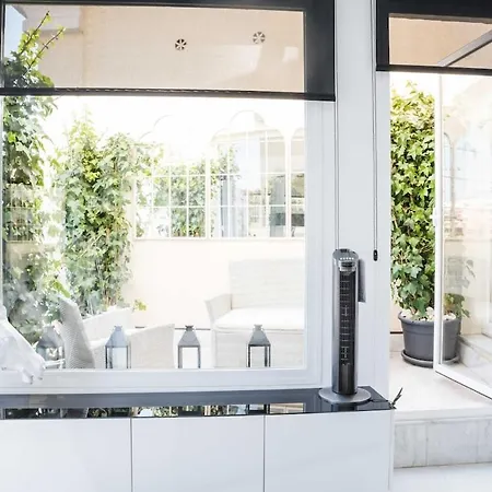 Amazinn Places Embajadores Iv Apartment *