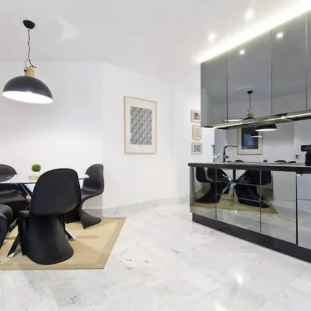 Amazinn Places Embajadores Ii Madrid