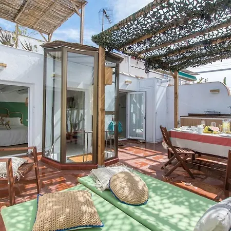 Amazinn Places Atico Plaza Santa Ana Apartment