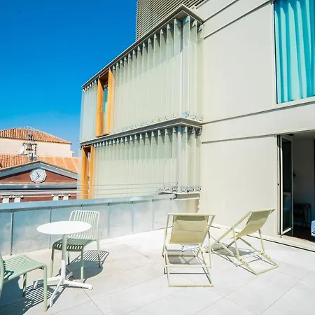 ホテル Akeah Gran Via (adults Only) 3*