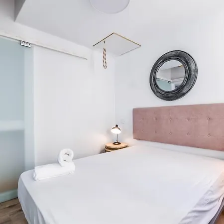 Charming Atico La Latina Apartment