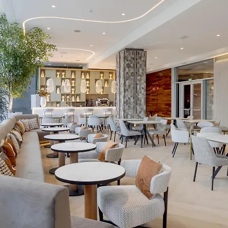 Ilunion Atrium Hotel