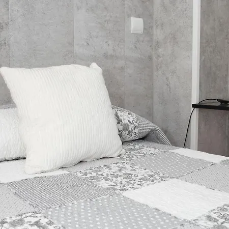 Tokio Guest house Madrid