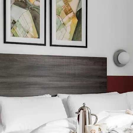 Bob W Arte Aparthotel