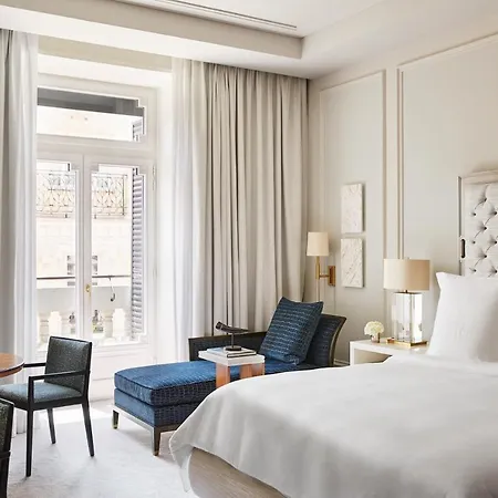Four Seasons Szálloda 5*