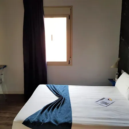 Casual Del Teatro Hotel Madryt