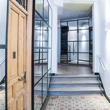 Amazinn Places Embajadores I Apartment *