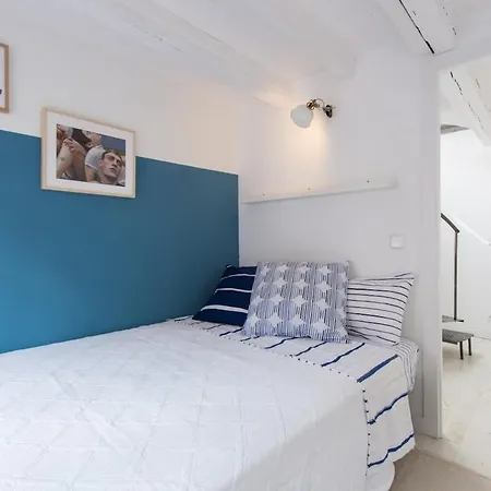 Amazinn Places Atico Plaza Santa Ana Apartment
