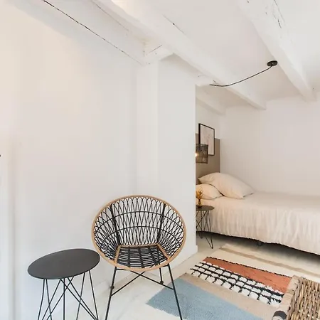 Apartment Amazinn Places Atico Plaza Santa Ana