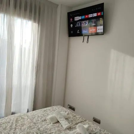 Amplio, Luminoso Y Confortable Cc *
