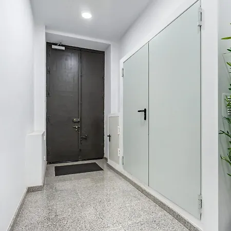 Apartment Limehome La Bolsa Madrid