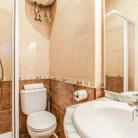 Apartamento Puente De Segovia * Madrid