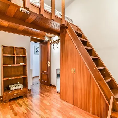 Apartamento Puente De Segovia Apartment *