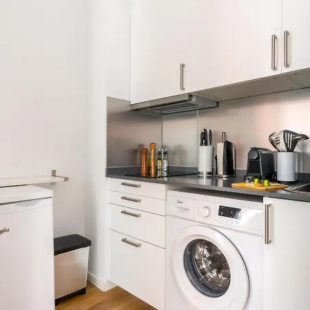 Limehome La Bolsa Apartment