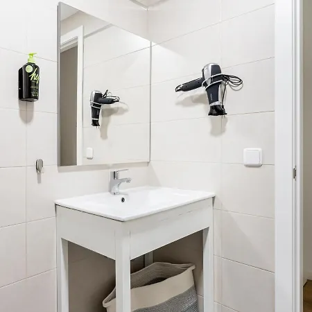 Apartment Limehome La Bolsa Madrid