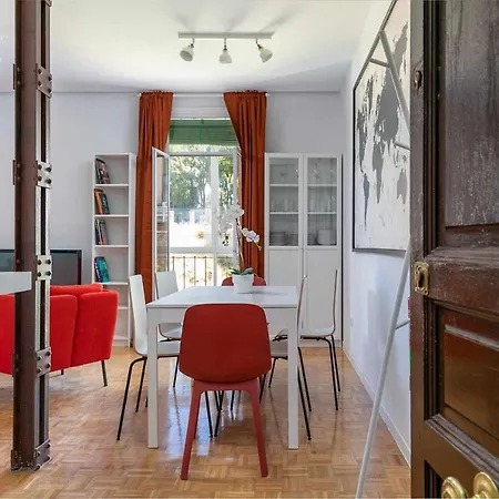 Confortable Piso De 3 En Retiro Enfrente De Atocha Apartamento *