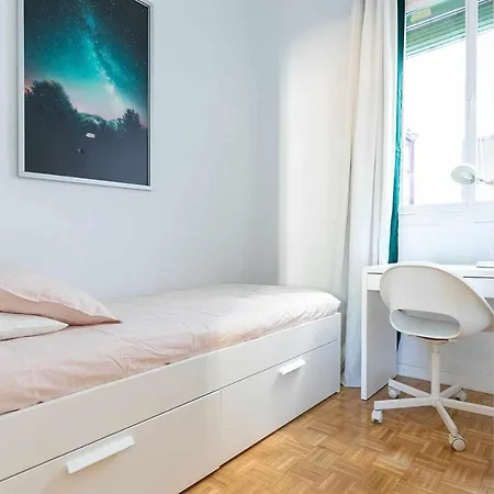 Apartamento Confortable Piso De 3 En Retiro Enfrente De Atocha *